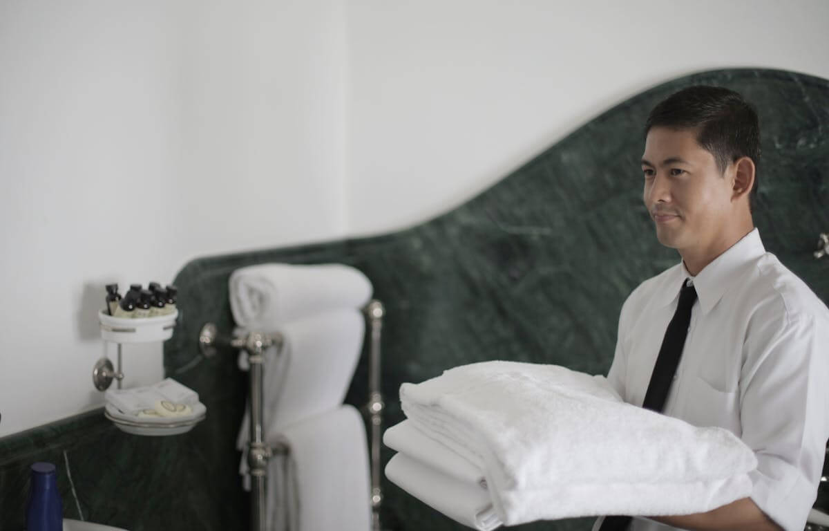 Hospitality and Technology: Partnering with the Right Hotel Booking App Development Company